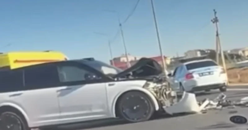 Атырауда дренаж көпірінің маңында Li Auto мен Tank соқтығысып қалды