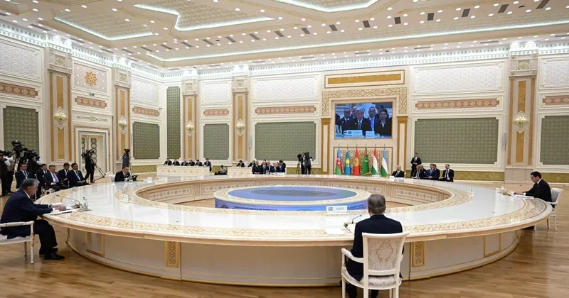 Тоқаев Қазақстандағы стратегиялық көлік жобаларының іске асырылу барысы туралы айтты