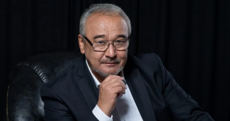 Нұрлан Өнербаев енді Анашым әнін орындамайтынын айтты (видео)