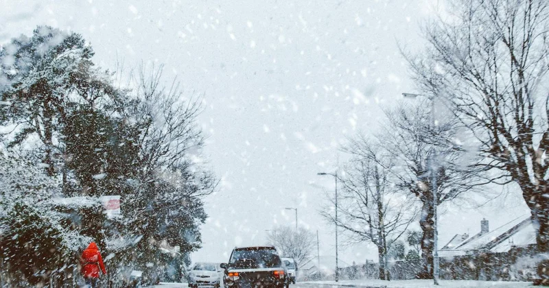 Метель и нулевая видимость: где в Казахстане закрыты трассы 8 ноября