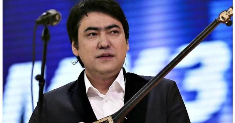 Кешегі Бозторғай Мейрамбек Беспаев бүгін 49 жасқа толды (ФОТО)