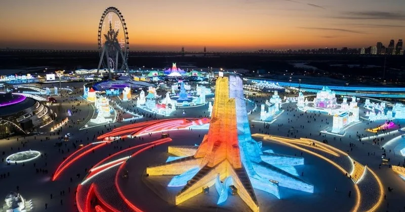 Харбин биыл меймандарын үш алып мұз қалашығымен қарсы алады