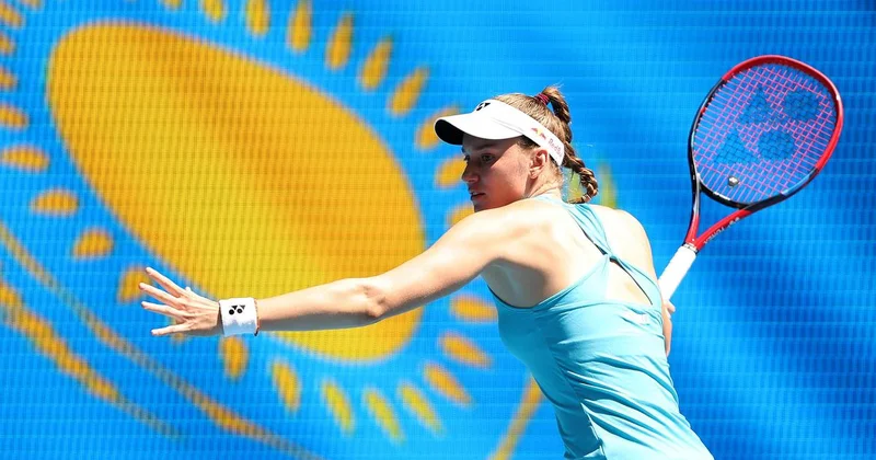 Токаев наградил Рыбакину орденом после исторической победы