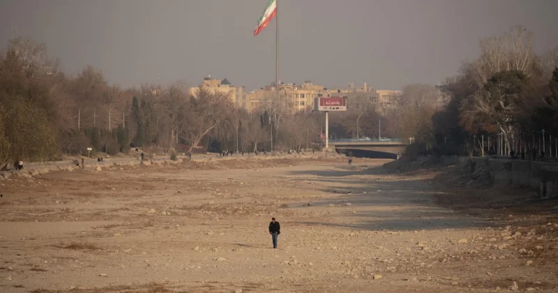 Иран готовится к массовой эвакуации столицы