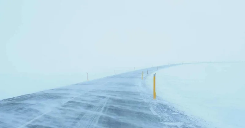 Движение автотранспорта ограничили в Алматинской области из за непогоды