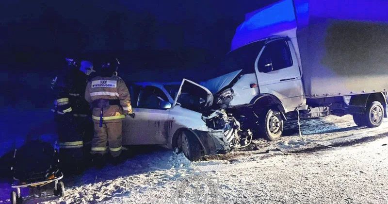 Женщину зажало в деформированном авто в Акмолинской области
