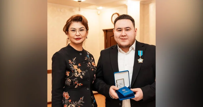 Грэмми үшін Құрмет : Иманбек Республика күніне орай орденмен марапатталды