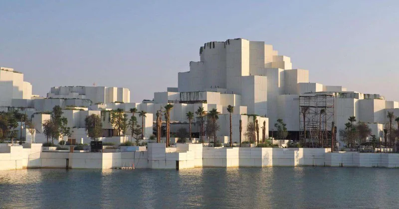 В ОАЭ открыли два новых грандиозных музея