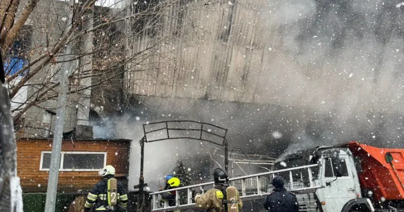 Здание бывшего кинотеатра Cinema City горело в Астане