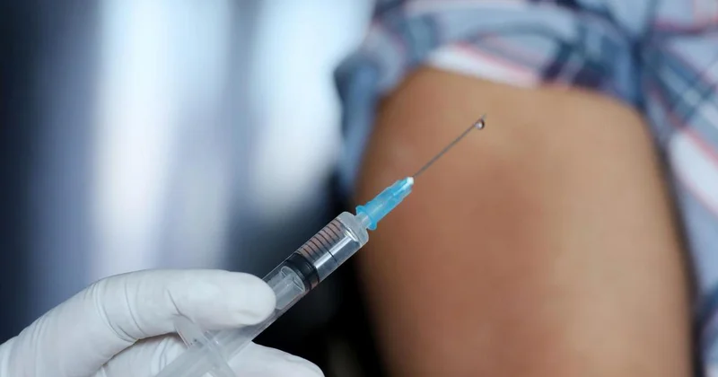 В каких регионах Казахстана чаще всего отказываются от вакцин, рассказали санврачи