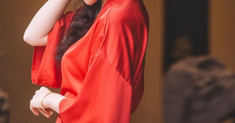 Актюбинка вернулась утром от соседа в одном халате и получила от мужа удар ножом