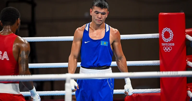 Екі нокдаун : Абылайхан Жүсіповтің әлем біріншілігіндегі жекпе жегі күтпеген нәтижемен аяқталды