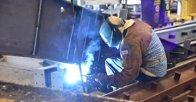 Елдегі кәсіпорындар 10,4 мыңнан астам жұмыскерге 2,6 млрд теңге жалақы төлемеген