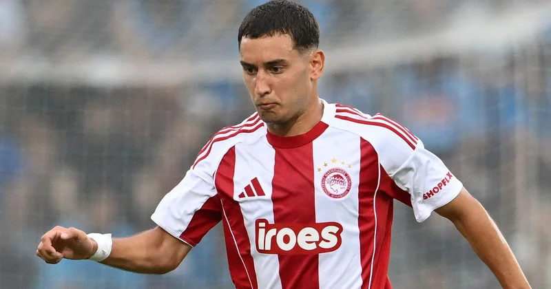 Один из самых дорогих футболистов Олимпиакоса высказался о погоде в Астане перед матчем с Кайратом