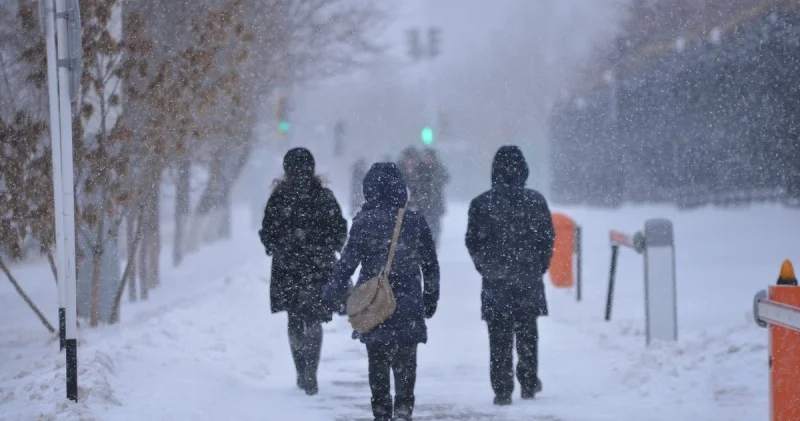 Қазақстанның қай өңірлерде күн бұзылады, қай өңірлерде жол жабылады?: 08 желтоқсан 2025, 09:35 жаңалықтар