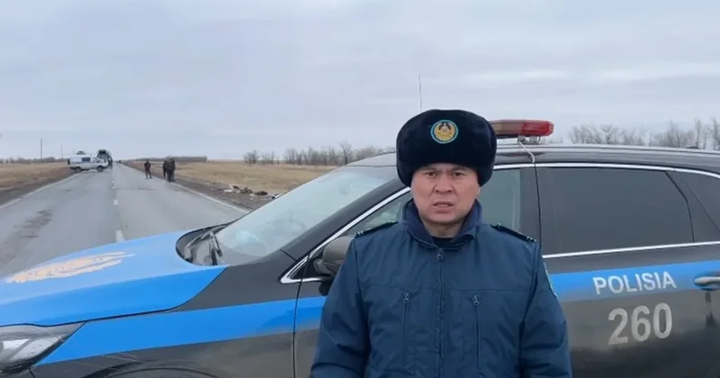 В Казахстане перевернулся автобус с иностранцами: погибли 5 человек