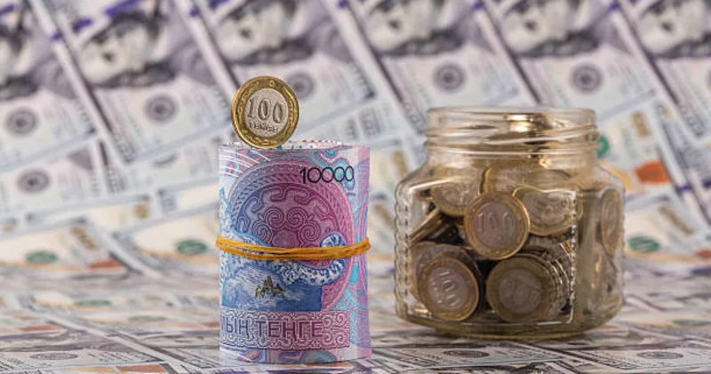 Зейнетақы жинағынан ақша шешкен жағдайда салық төлемейсіз