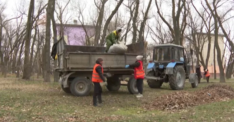 Тараздағы каналдар қоқысқа толған
