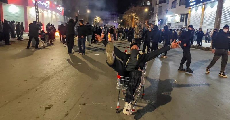 Власти Ирана пригрозили смертной казнью участникам беспорядков