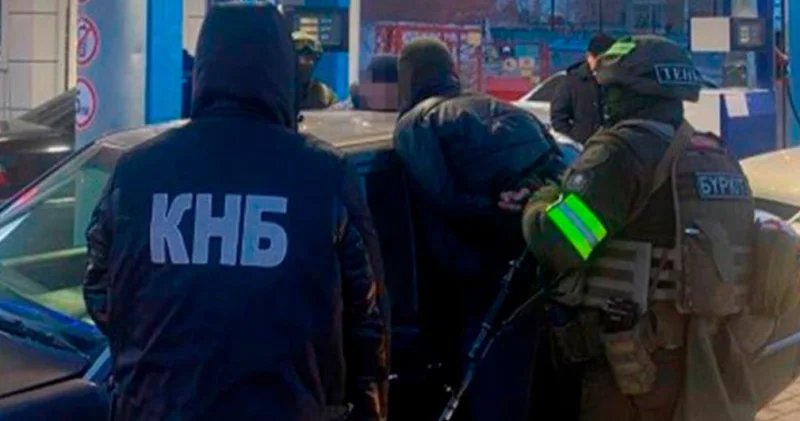 “Адам өлтіру, бопсалау және қару жарақ“: ҰҚК 20 қылмыстық топты әшкереледі