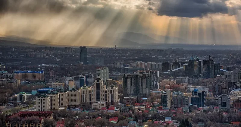 Алматы мен Шымкентте +15°С қа дейін жылынады, Астанада аяз: демалыс күндеріне арналған ауа райы болжамы