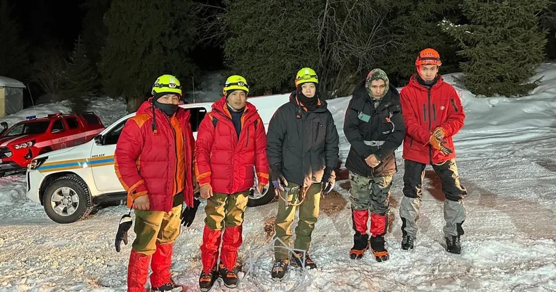 Алматының тауында қиындыққа тап болған азамат SOS сигналы арқылы аман қалды