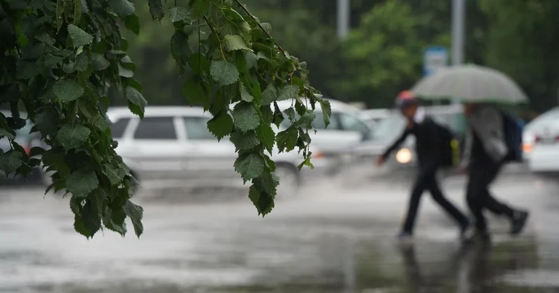 Дождь пообещали в одном из мегаполисов Казахстана в понедельник