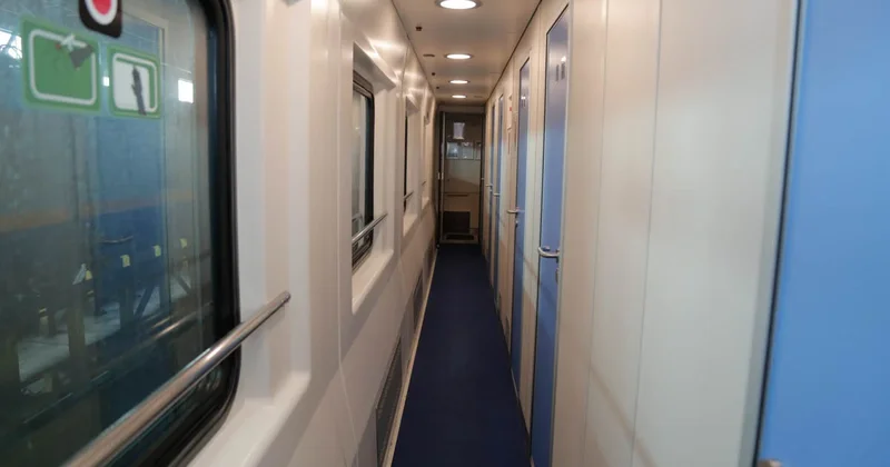 540 человек вывезли поездами после закрытия автодорог в Актюбинской области