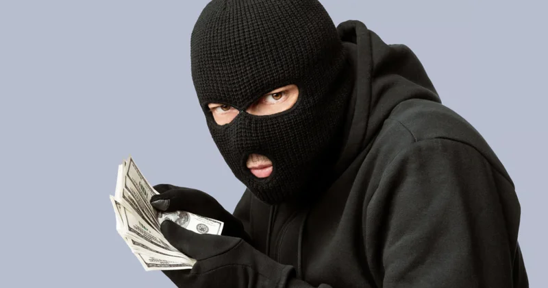 Избежать конфликта с мужем из за проданного золота попыталась житель Тараза, выдумав ограбление