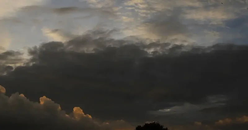 Кислотные облака из Ирана придут в Казахстан? В Казгидромете прокомментировали информацию