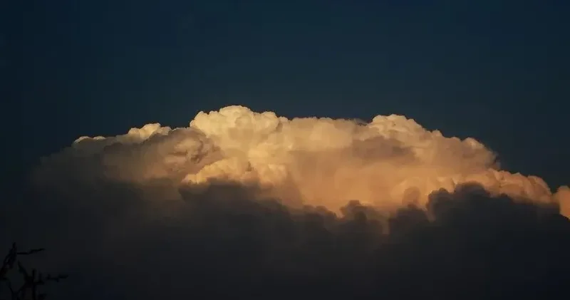 Иранның көгінде пайда болған қышқылды бұлттар Қазақстанға жетуі мүмкін бе мамандар жауабы