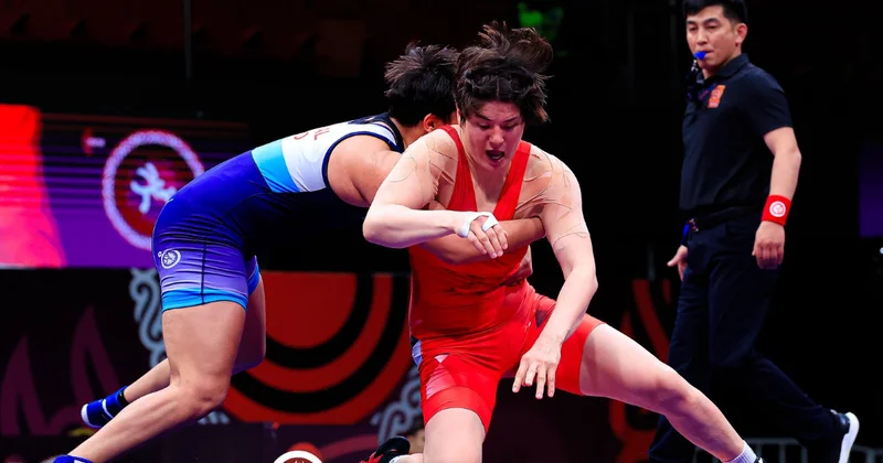 Гульмарал Еркебаева завоевала бронзовую медаль чемпионата Азии по борьбе