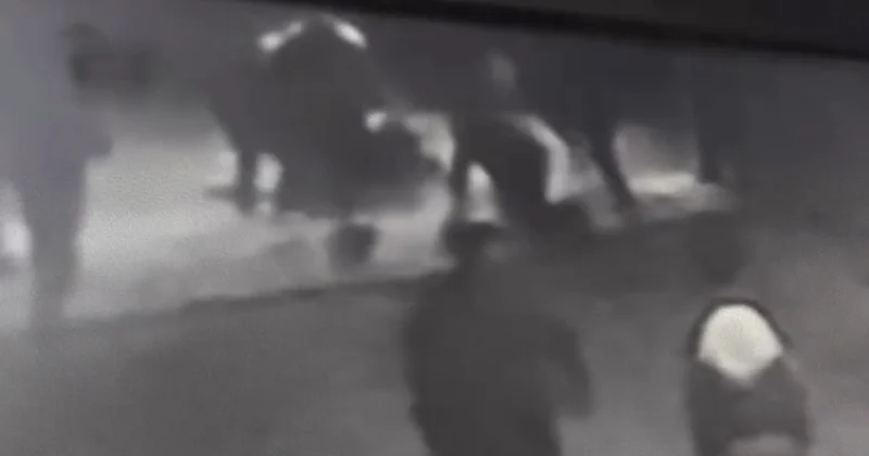 Под Алматы толпа избила подростка