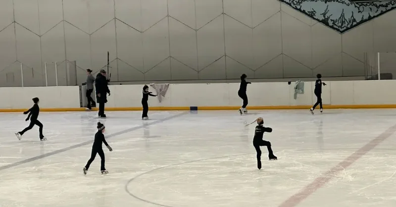 Без льда и расписания: что происходит с детским фигурным катанием в Алматы
