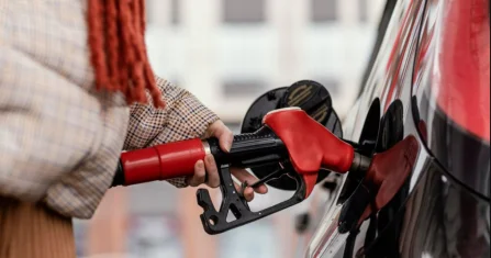 Возможность повышения цен на бензин прокомментировали в Минэнерго