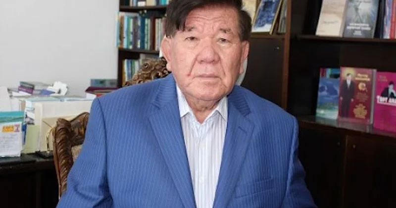 Ақын Мұхтар Шаханов жансақтау бөліміне түсті