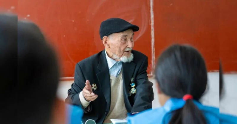 Впервые без него