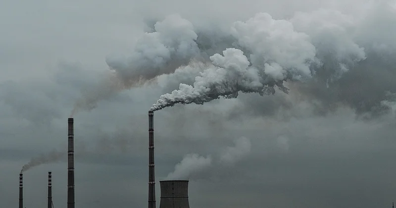 Өскеменде ауаға тараған 3 зиянды заттың шығарындысы шектен асып кеткен