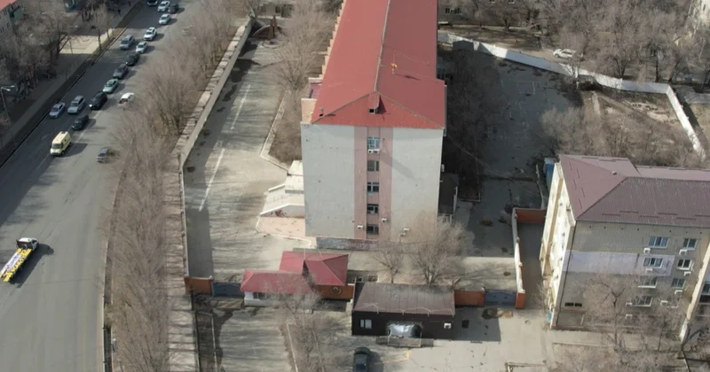 Атырау облыстық Полиция департаментінің бұрынғы ғимараты 2 жылдан бері пайдаланылмай тұр