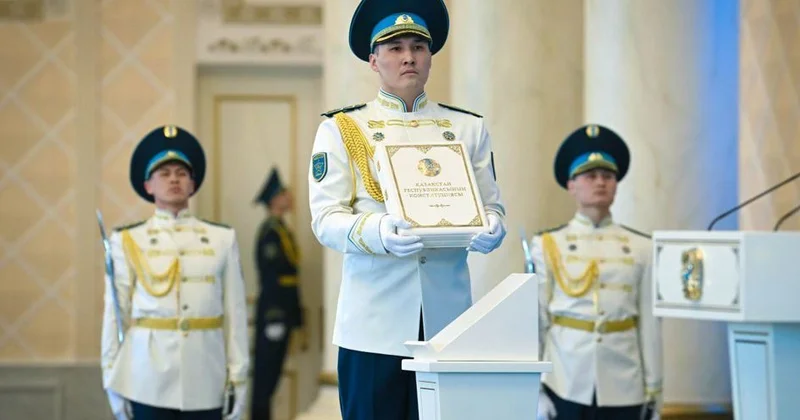 Адал азамат : Мектеп оқушыларына жаңа Конституцияның нормалары түсіндірілді