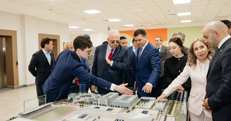 Біріккен күрес әлемінің басшылары Астанаға сапармен келді