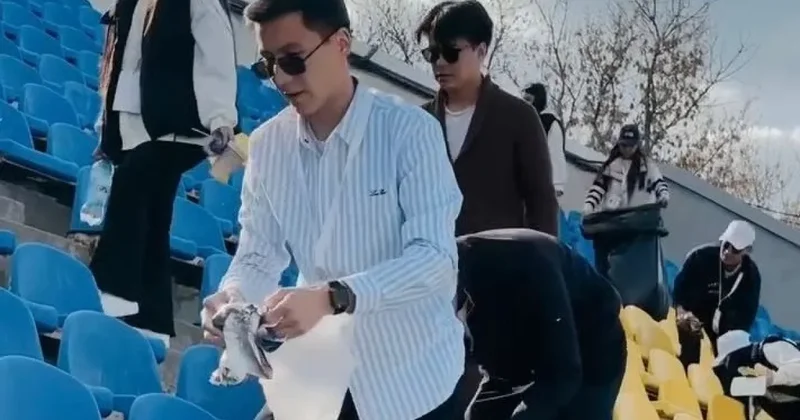 Болельщики и волонтеры собрали мусор с трибун после матча Жайык Кайрат