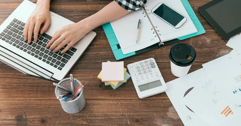 До 1,4 млн тенге: кому предлагали самые высокие зарплаты на бирже труда в марте