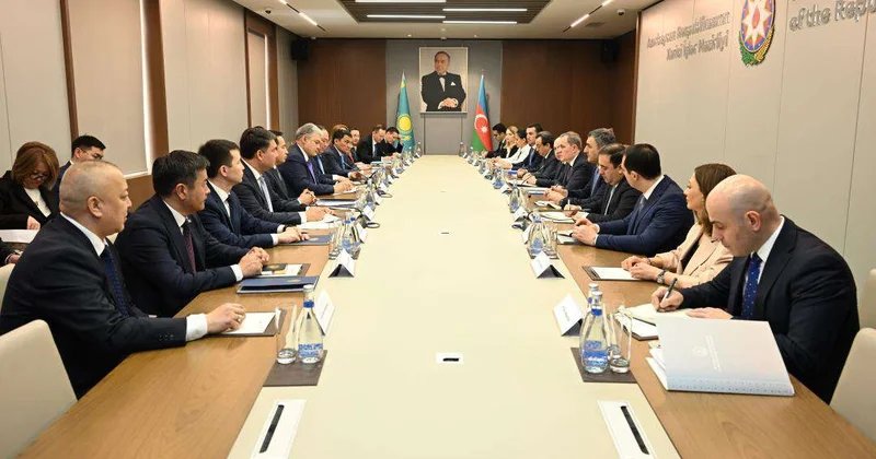 Устойчивая динамика и большой потенциал