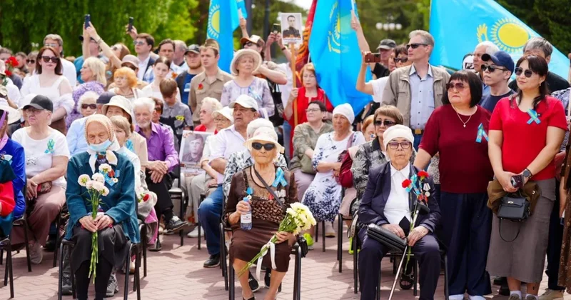 Өскеменде Жеңіс күніне орай салтанатты жиын өтті