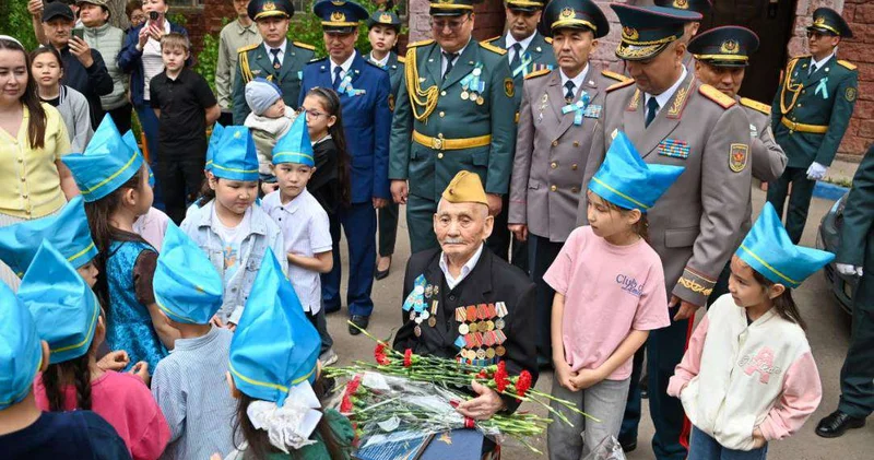 Парад для Рзагула Байкешева