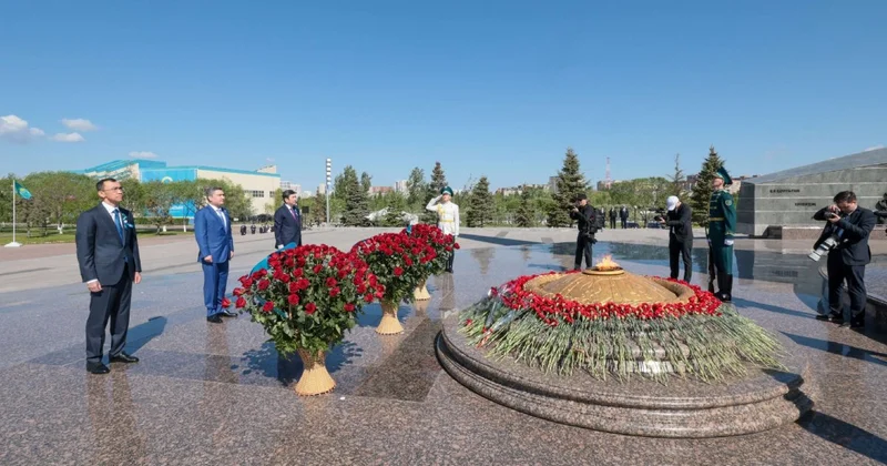 Бектенов, Ашимбаев и Кошанов почтили память погибших в годы войны