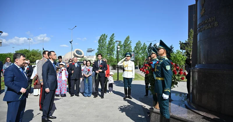 Мәулен Әшімбаев: Жеңіс күні ұлт жадынан өшпейтін ерекше мәнге ие қастерлі дата