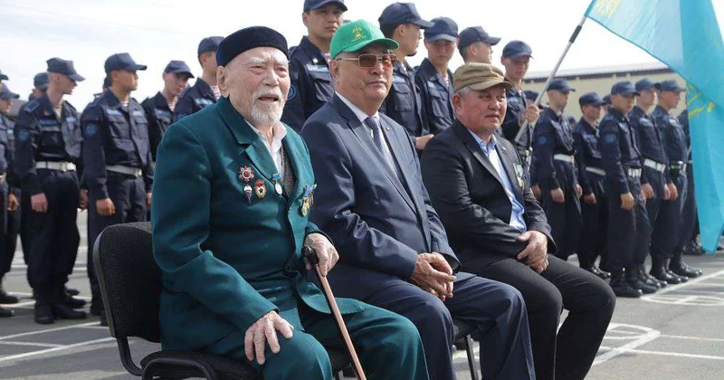 За мужество и добросовестный труд
