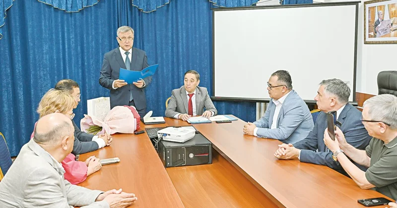 Бас редактор мерейі